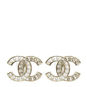 Beautiful Authentic CHANEL CC Earrings